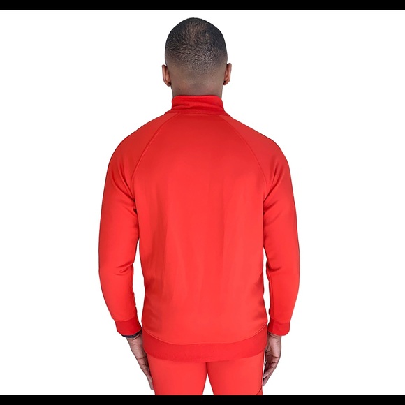 Tracksuit - Picture 4 of 5